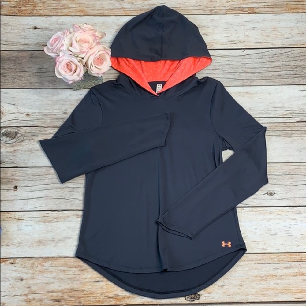 UNDER ARMOR ladies long sleeve hooded tee